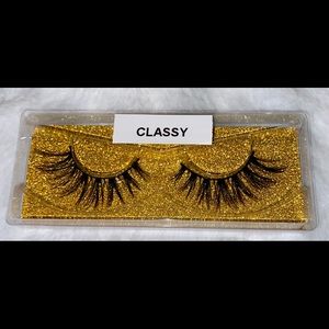 The “Classy” lash set